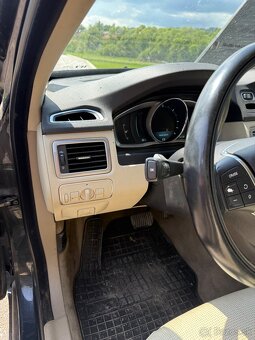 Volvo S80 D4 2.0L Momentum Geartronic 133kw - 5