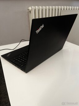 Lenovo ThinkPad T570 - 5