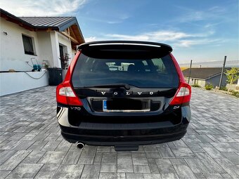 Volvo V70 R-Design - 5