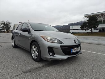Mazda 3 - 5