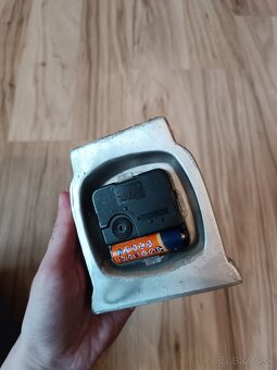 Retro dekoratívne quartzové stolové hodiny - 5