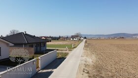 NOVÁ CENA Slnečný pozemok v obci Považany, 1370m2, nová loka - 5