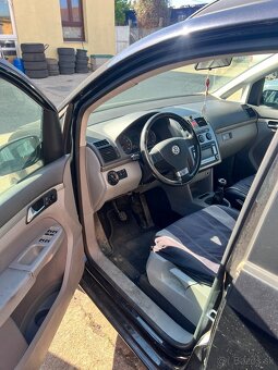 Volkswagen turan - 5