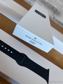Apple Watch SE (2022) 44mm - 5