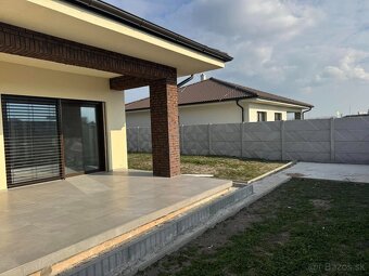 Nádherný 4. izbový rodinný dom v meste Dunajská Streda - 5