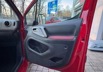 Citroën Berlingo 1.6 HDi Multispace nafta manuál 68 kw - 5