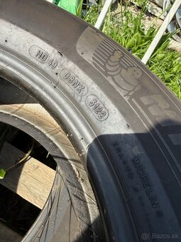 31. Zimné pneu michelin 215/60 R16 99H rv2022 - 5