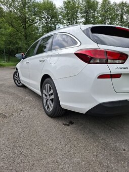 Hyundai i30 combi 1.6 crdi - 5