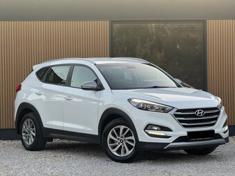 Hyundai Tucson 2.0 Style 4x4, Kamera, LED, Navi 1.Majitel - 5