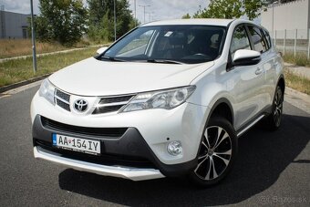 Toyota RAV4 2.2D 110kw A/T 4x4 / AJ NA SPLÁTKY / - 5