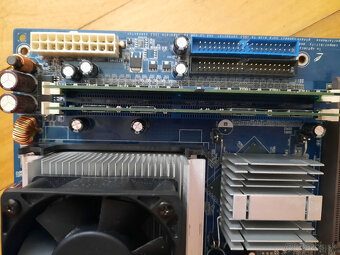 Retro zakladna doska Asrock P4I48 + CPU + RAM - 5