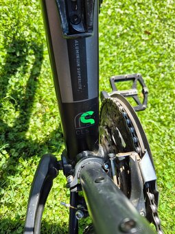 Trekovy bicykel cube - 5