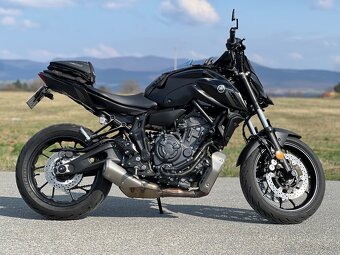 Yamaha MT 07 - 5