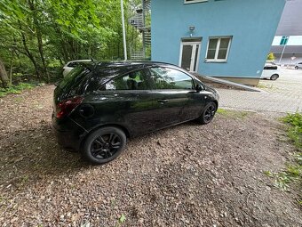 Predám Opel Corsa D 1,4 benzin 2008 3 dverove - 5