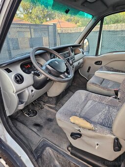 Predám Renault master 2.5 dci.84kw.rv 2005. - 5