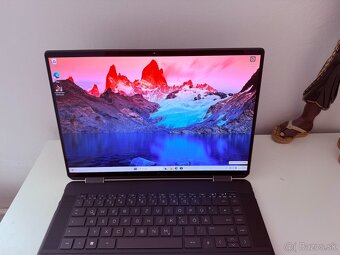 HP Spectre x360 2-in-1 Laptop 16 - 5