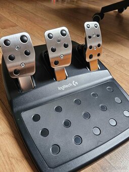 Logitech G29 Driving Force sada - 5