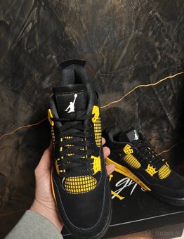 Jordan RETRO 4 Yellow - 5