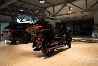 Harley Davidson Road Glide ULTRA LIMITED - 5