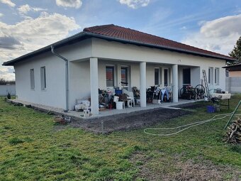 3-izbový rodinný dom s garážou v obci Veľké Blahovo - 5