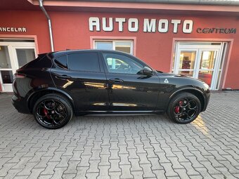 Alfa Romeo Stelvio V6 2.9 BI-TURBO Quadrifoglio (ODPOČET DPH - 5
