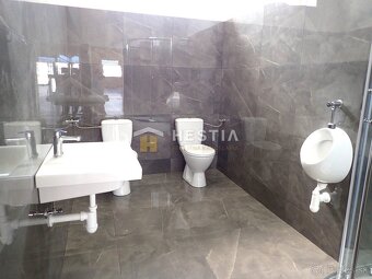 Obchodný priestor 240 m² s parkovacími miestami - 5