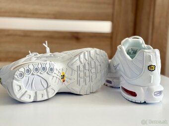 Nike Air Max Plus / Triple White - 5