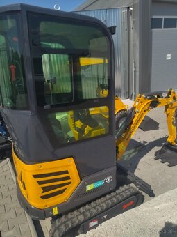 Minibager s kabínou - 5