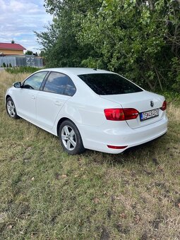 Vw jetta 1,6tdi comfort line - 5