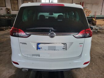 Predám Opel Zafira Tourer automat na diely. Len v celku. - 5