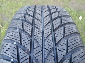Zimné pneu Bridgestone, 215/65 R17 - 5