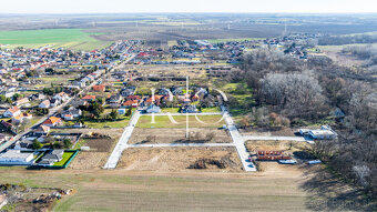 Predaj stavebné pozemky v novej časti  obce Hrubý Šúr-Senec - 5