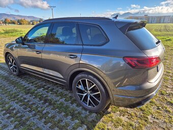 VW Touareg TDi R-Line 210kw BLACK STYLE VZDUCH VIRTUAL - 5