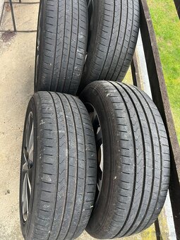 Toyota avensis kombi 2.0 91 kW chip na 110 kw - 5