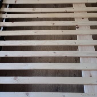 Biela posteľ 180x200cm - 5