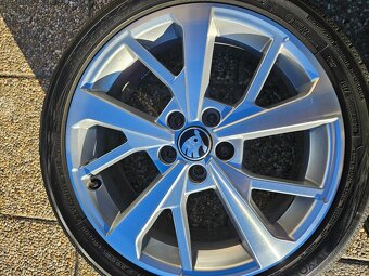 5x112 R18 7J ET43 - 5