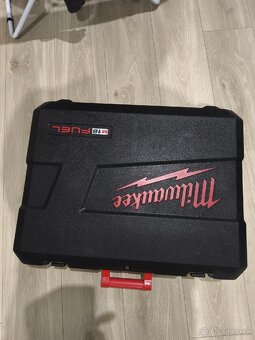 Predam original kufre Milwaukee 10€ ks - 5