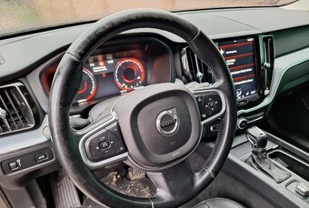 Volvo XC60 T5 - 5