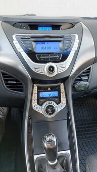 Hyundai Elantra GLS, 1,6 l benzín 97 kW, nová STK a EK - 5