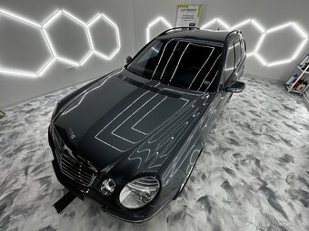 Mercedes Benz E350 V6 4matic - 5