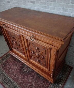 Starožitný nabytok - 5