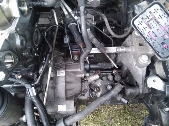 Motor 1.9d golf 5 rok 2008 - 5
