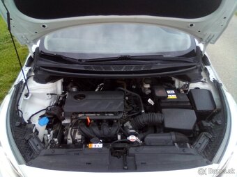 Predám Kia ceed coupé s originál 76000 km - 5