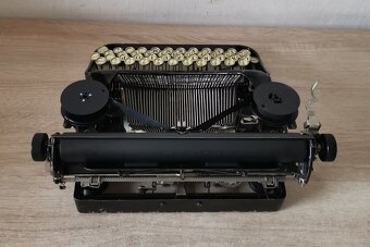 Starožitný písací stroj Corona 4 z roku 1924 - 5