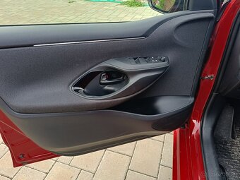 Toyota Yaris 1.5 Hybrid Selection Style - 5