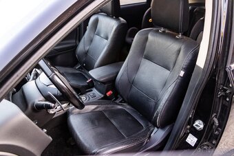Mitsubishi Outlander Hybrid 2013 - 5