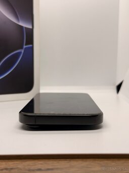 Apple iPhone 16 Pro 128GB Čierny Titán - 5