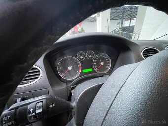 Ford focus combi 1,8 d - 5