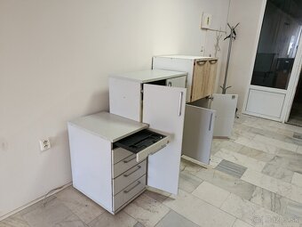 Kancelársky nábytok - 5