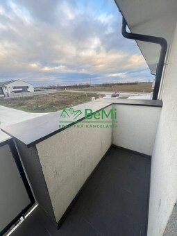 Novostavba 3 izbový byt - 80m2 , balkón, lukratívna časť - - 5